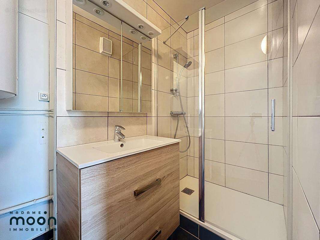 Appartement à OULLINS