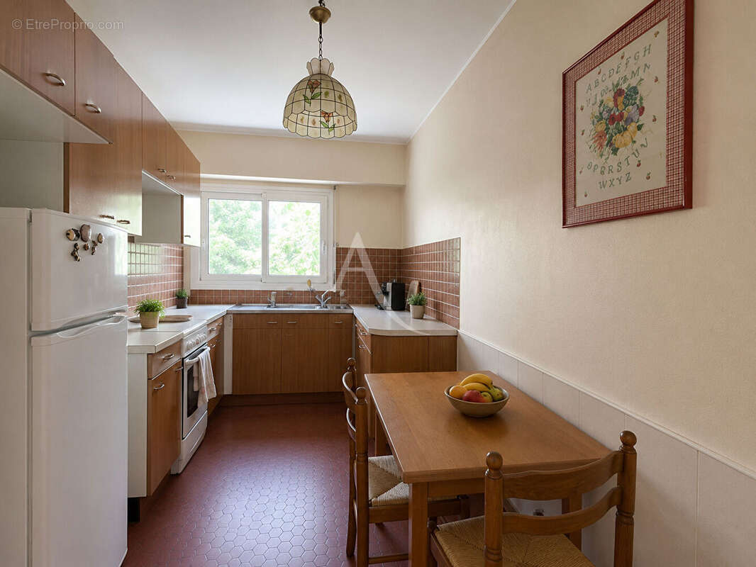 Appartement 3 pieces sans vis a vis - residence standing 1970 - photo 2