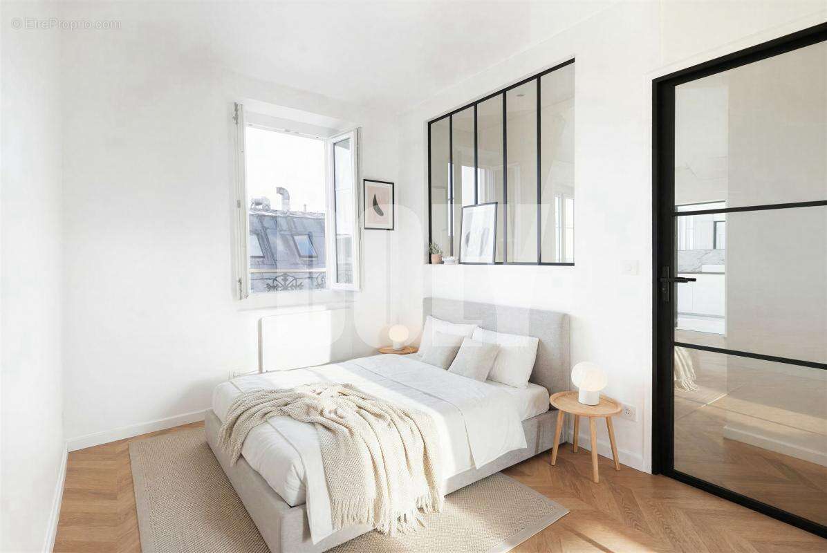 Appartement à PARIS-10E