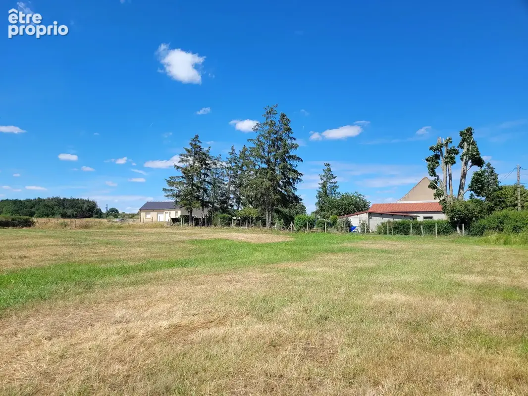 Terrain plat constructible de 3 500 m² à Chantelle - photo 7