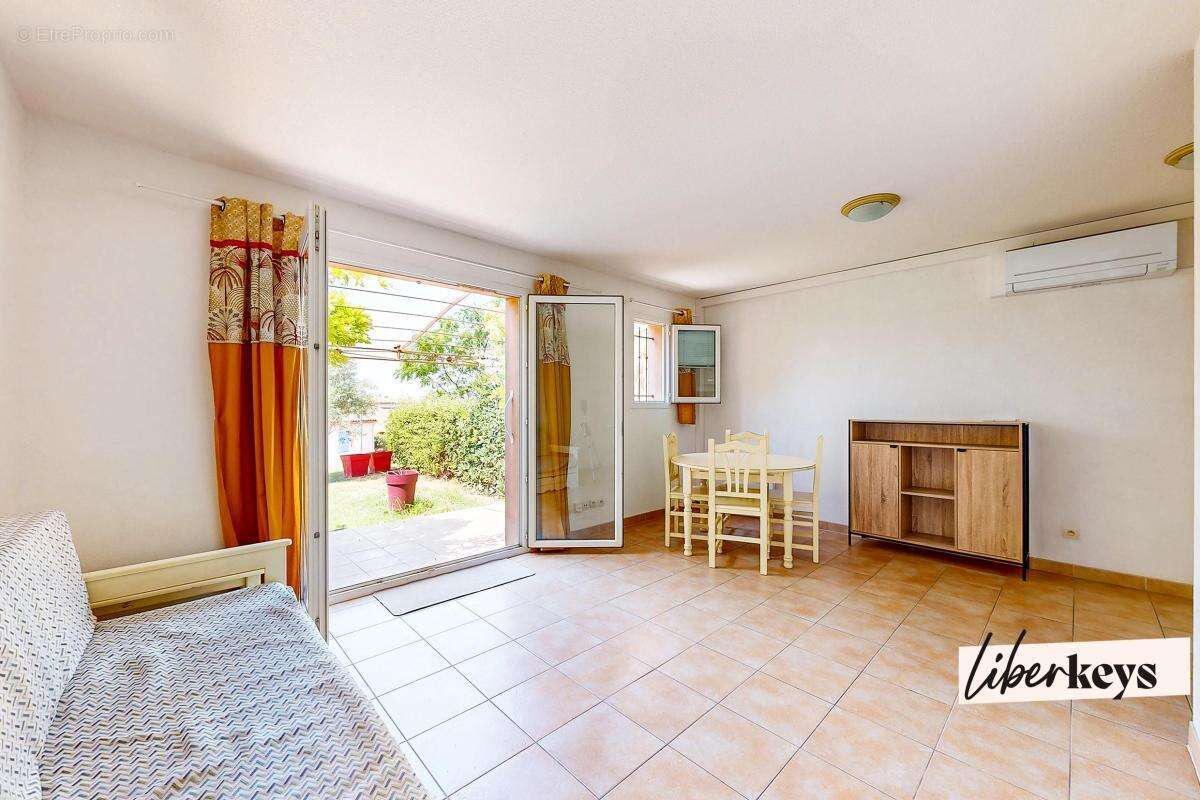 HOMPS : Sublime maison de 40m² avec extérieur vue sur le lac - photo 6
