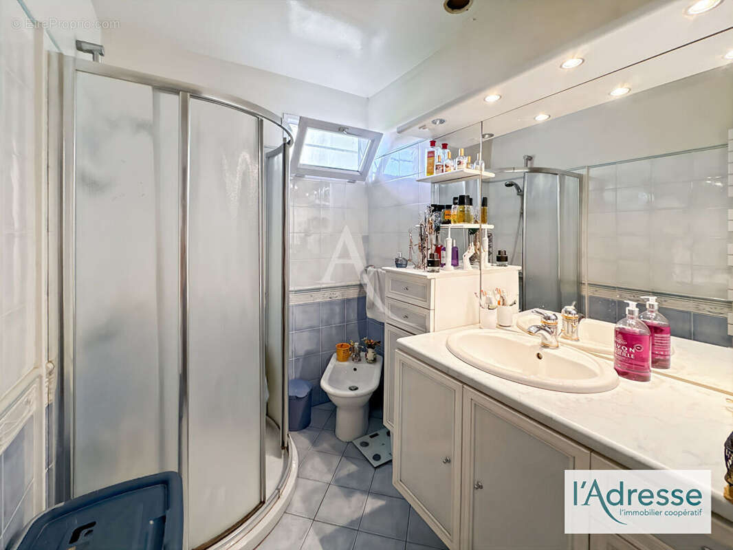 Maison à LA FEUILLIE