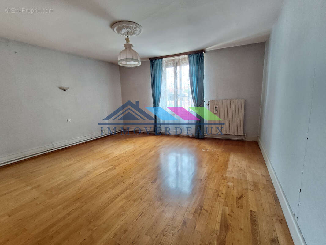 Maison avec 3 chambres et grand salon, à 20 mn de Lunéville - photo 8