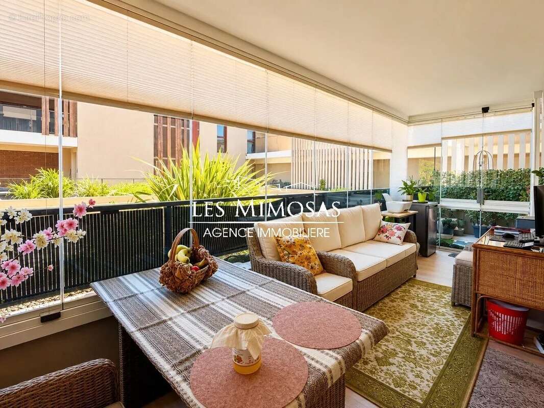Appartement à FREJUS