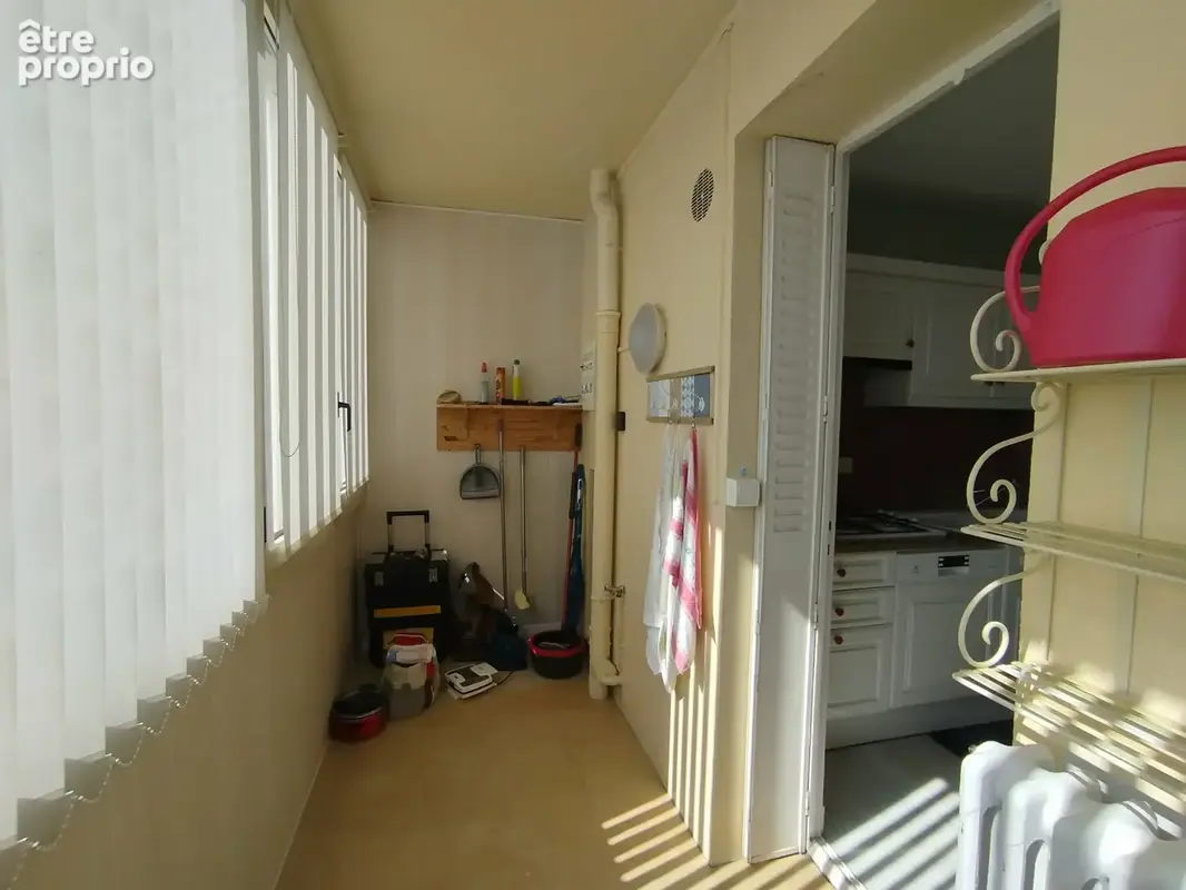 Vichy quartier plan d'eau, bel appartement de type 3 en parfait etat - photo 8