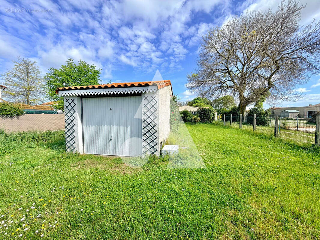 Maison à BOURCEFRANC-LE-CHAPUS