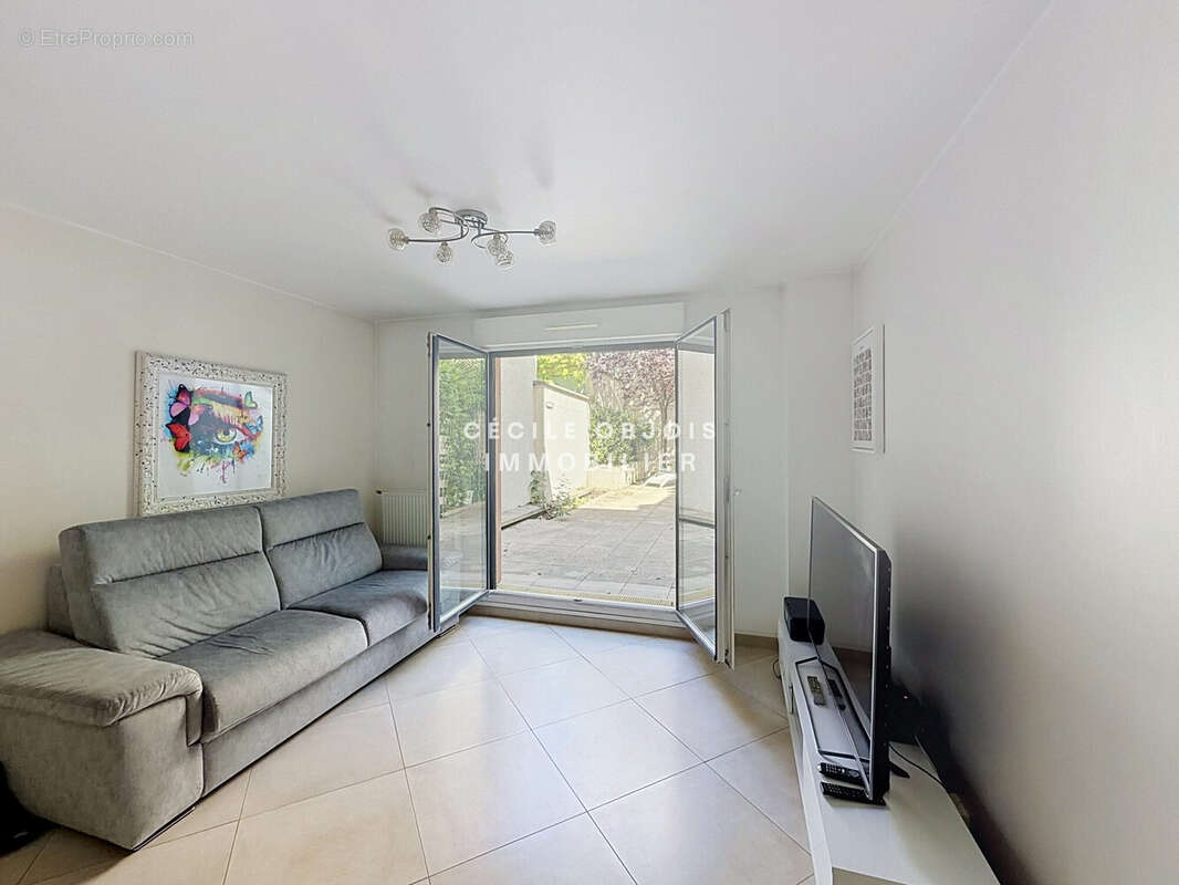 Appartement 51 m² à Joinville-Le-Pont  - photo 4