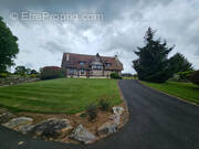 Maison à SAINT-PIERRE-SUR-DIVES