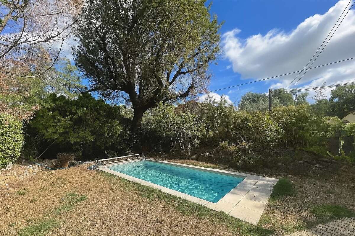 Maison à ROQUEFORT-LES-PINS