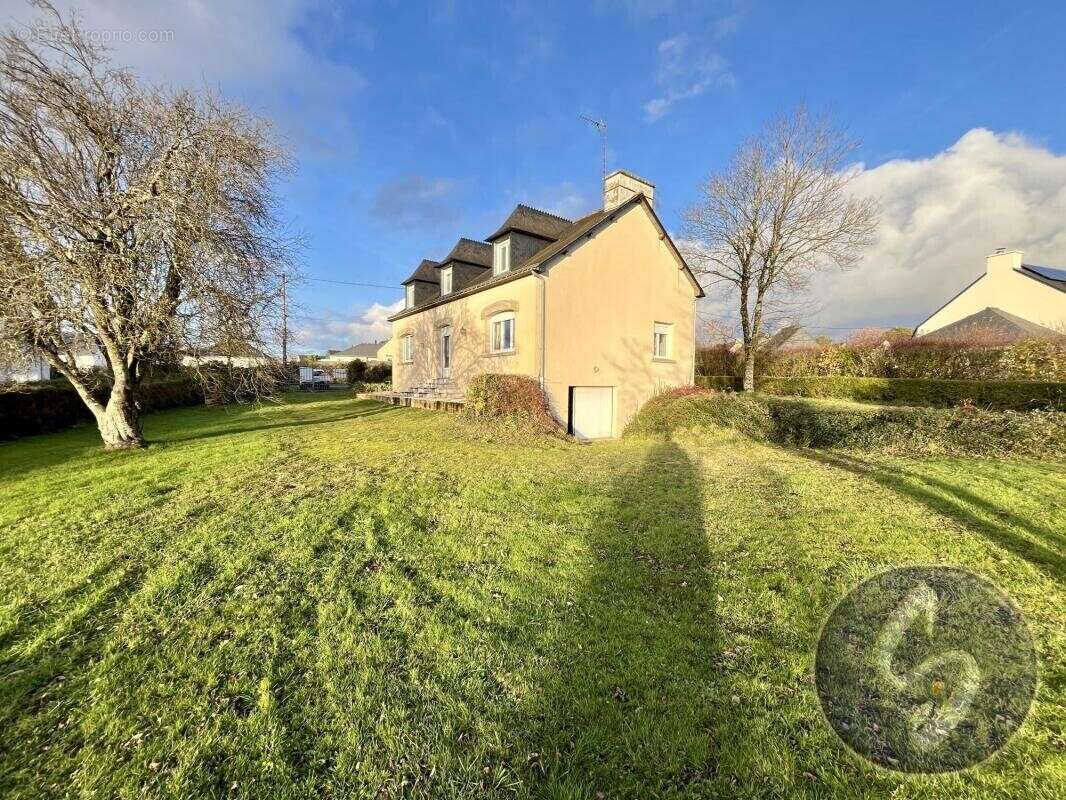 Maison à SAINT-MARCEL