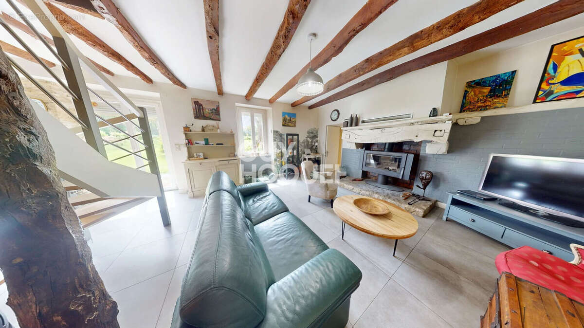 Maison à YVIGNAC-LA-TOUR