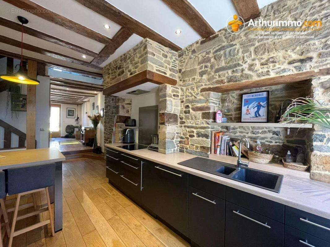 Maison à LA GUERCHE-DE-BRETAGNE