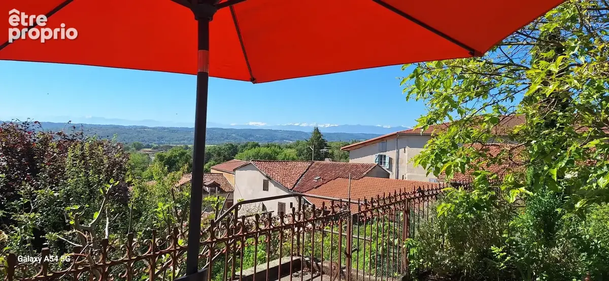 Un Loft d'Exception, ses jardins terrasse, ses jolies annexes, face aux Pyrénées - photo 2