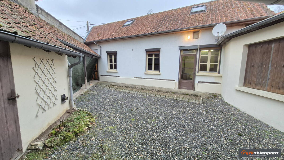 Maison à ALLERY