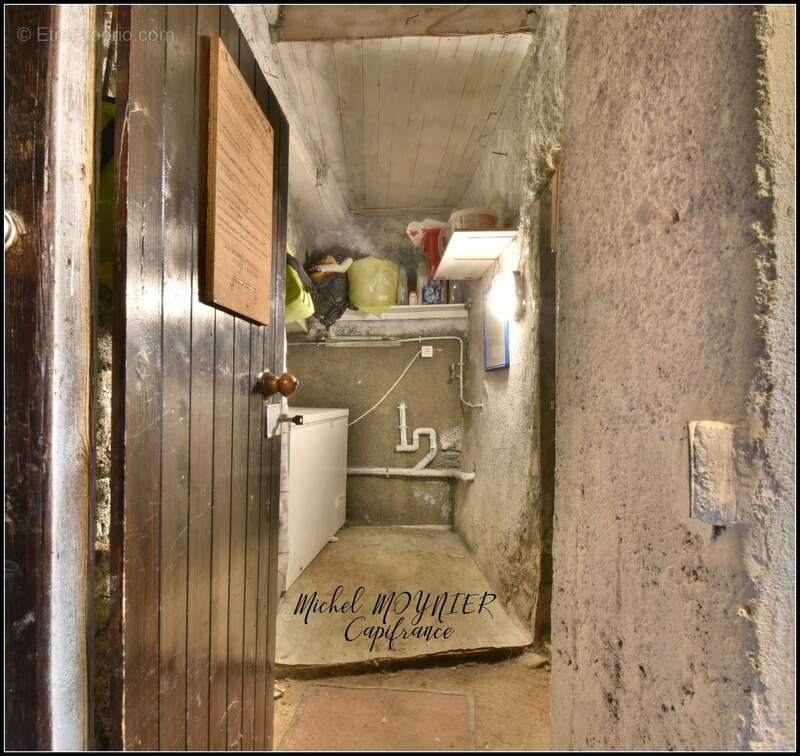 Maison à SAINT-ANDRE-D'EMBRUN