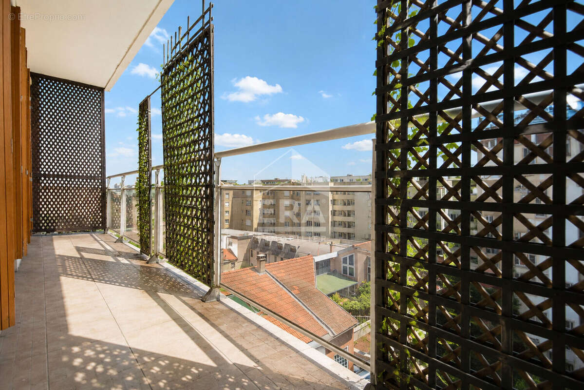 Appartement à ISSY-LES-MOULINEAUX