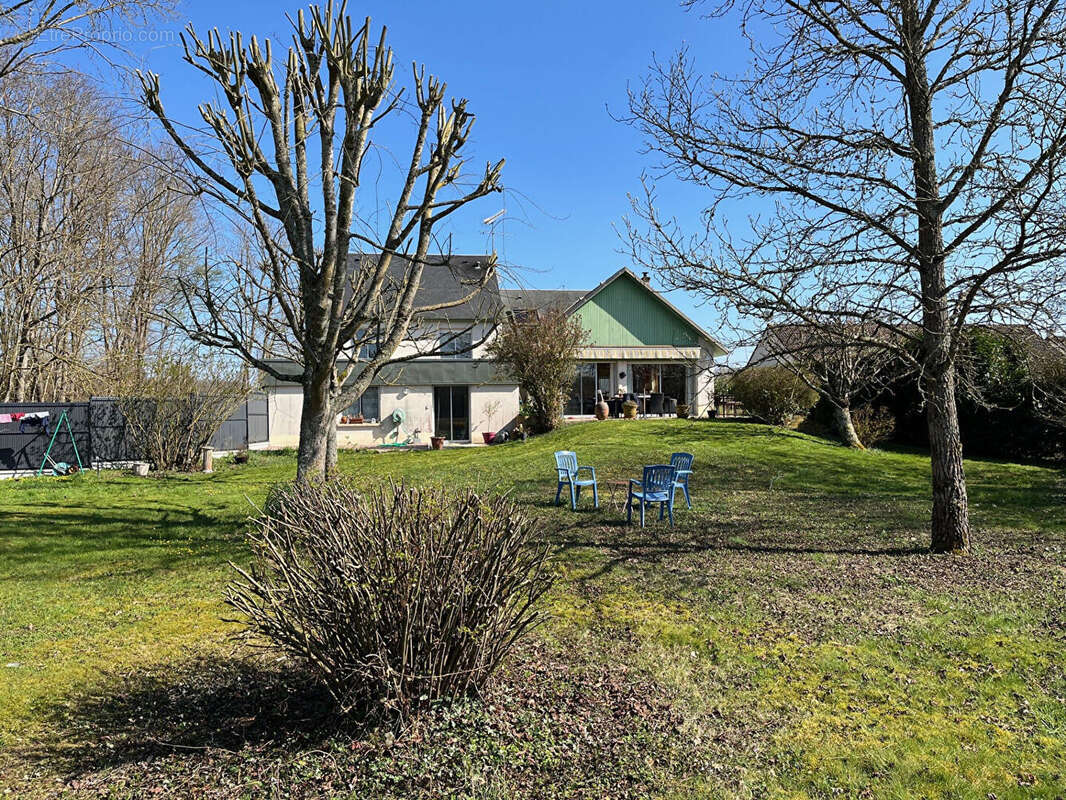 Maison à VILLEMANDEUR