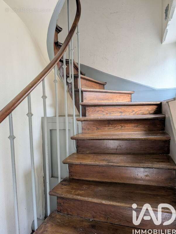 Photo 2 - Appartement à AUXERRE