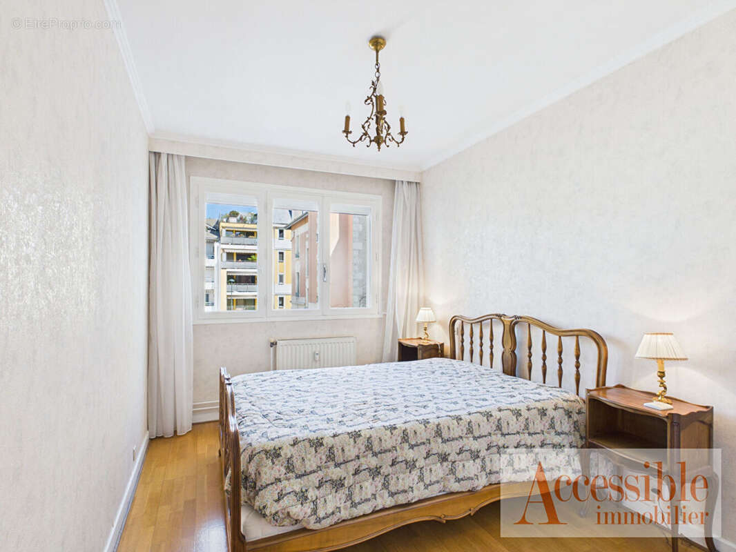 Appartement à AIX-LES-BAINS