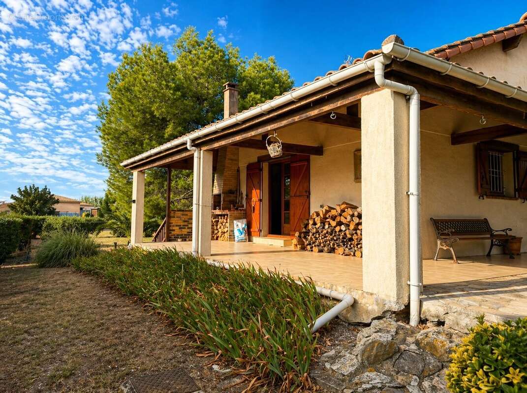 Maison à POMEROLS