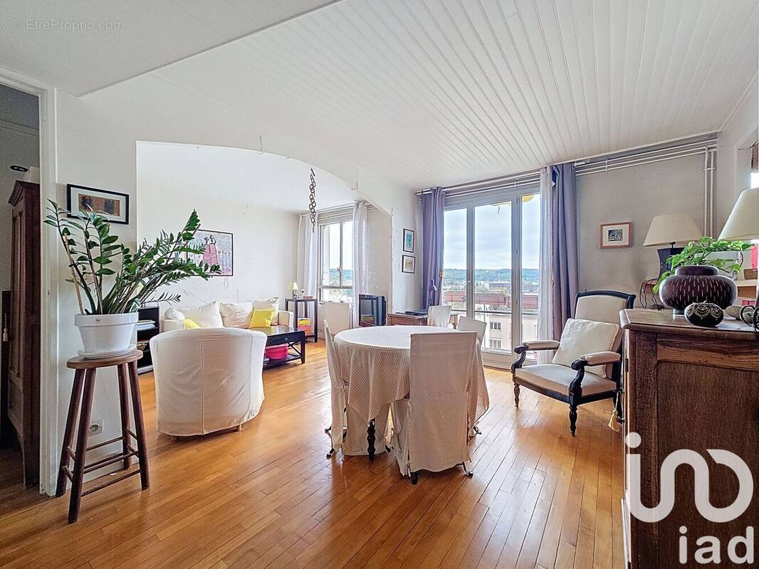 Photo 1 - Appartement à RUEIL-MALMAISON