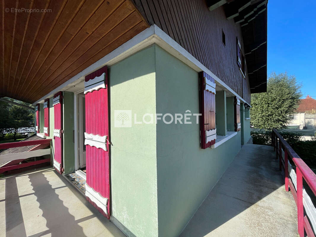 Maison à LONS-LE-SAUNIER