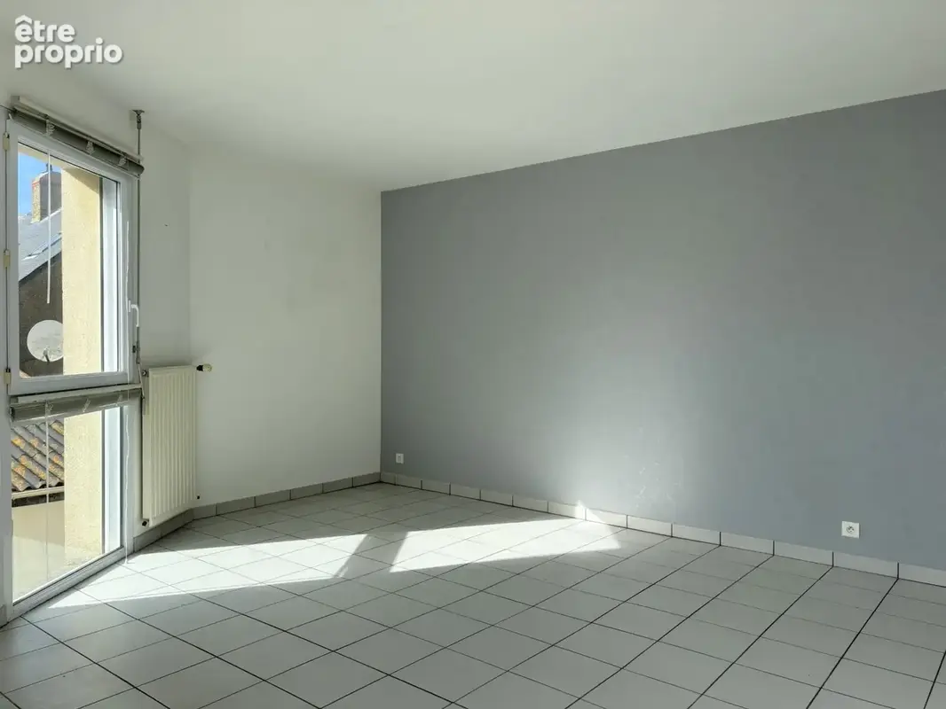 La turballe - maison de ville - centre ville - tout a pied - grand garage - espace de stockage - photo 3