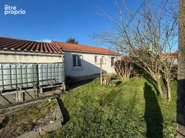 Maison de plain-pied avec terrain  à La Chapelle Hermier - photo 11