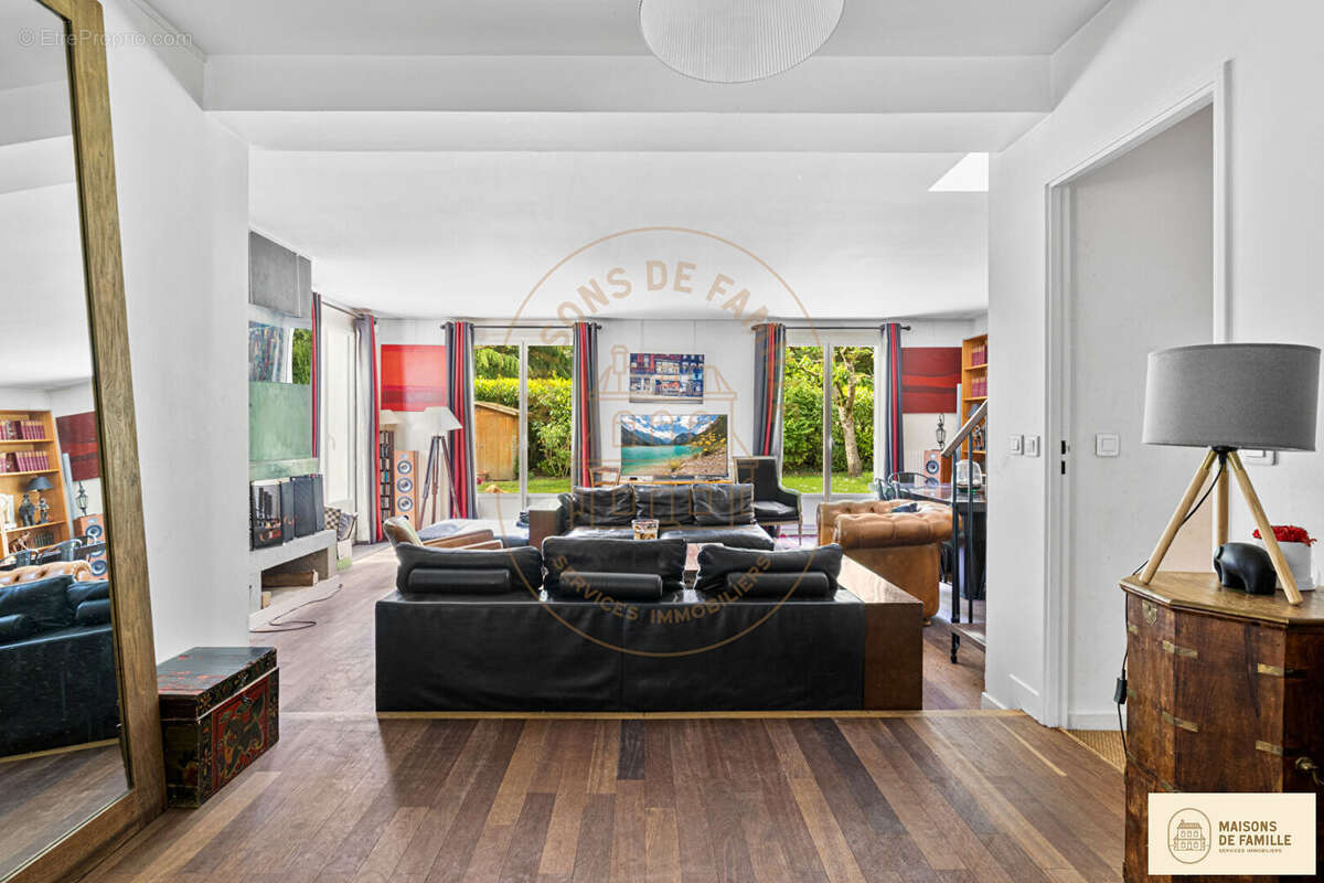 Maison à LE PORT-MARLY