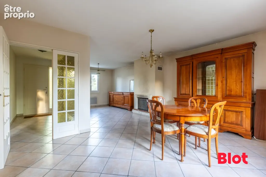 Maison 6 pièces 122 m² à vendre à Saint-Erblon (35230) - photo 2