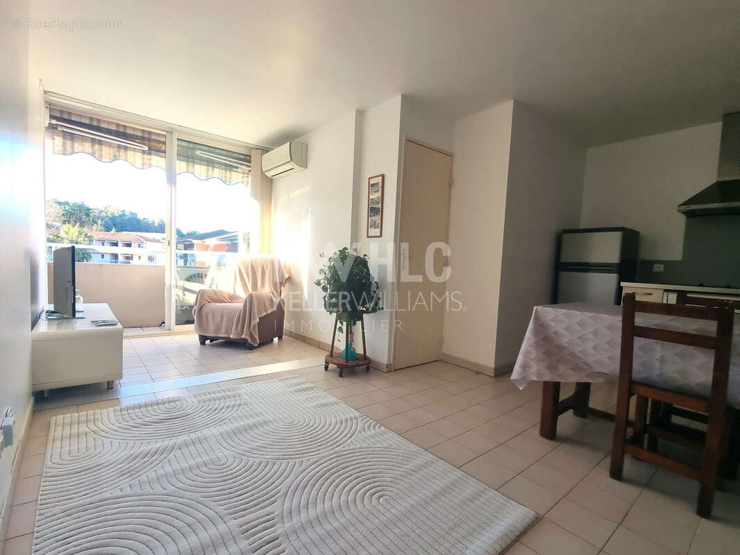 Appartement à CAGNES-SUR-MER