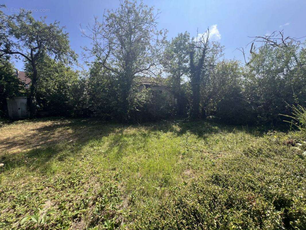 Maison à LES CLAYES-SOUS-BOIS