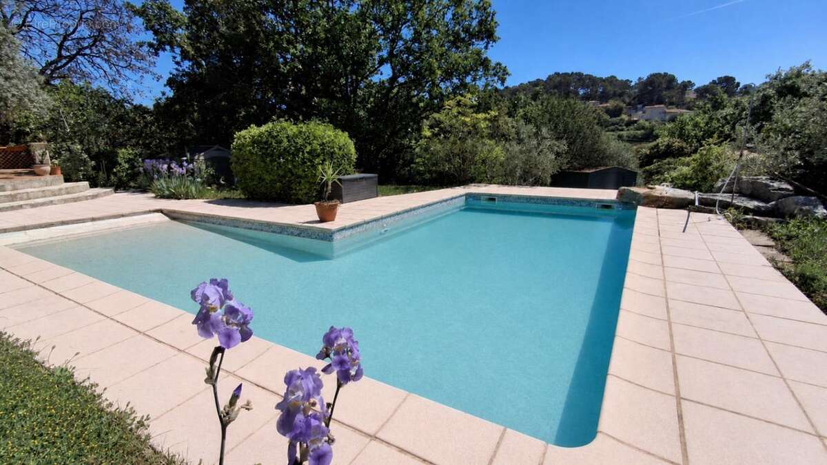 Seillons source d'argens villa t5 sur 1416 m² de terrain - photo 5