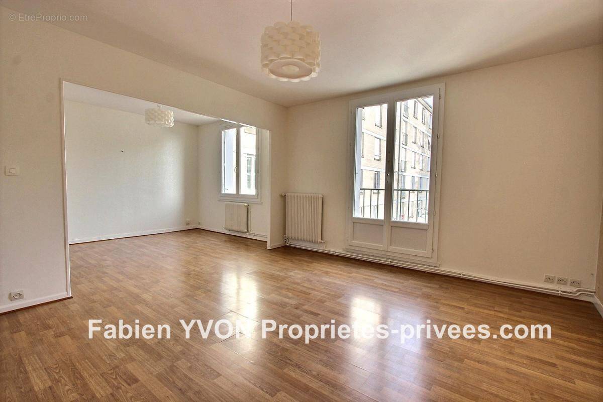 Appartement à FLEURY-LES-AUBRAIS
