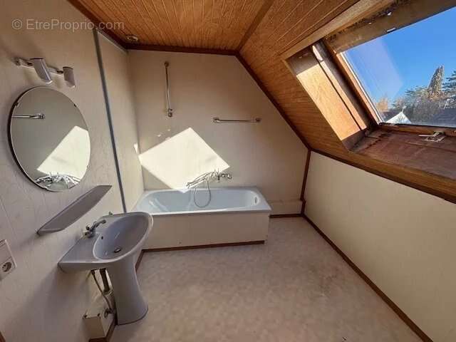 Maison à QUESNOY-SUR-DEULE