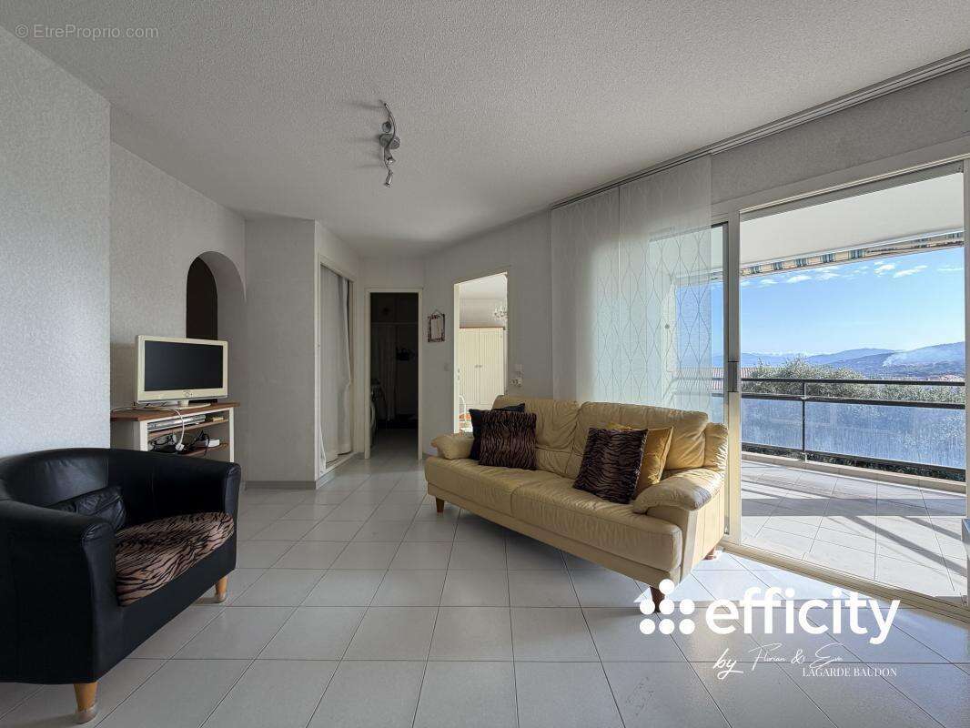 Appartement à L'ILE-ROUSSE