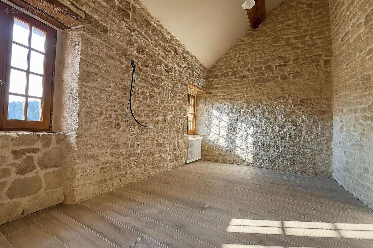 Photo 9 - Maison à PORT-LESNEY