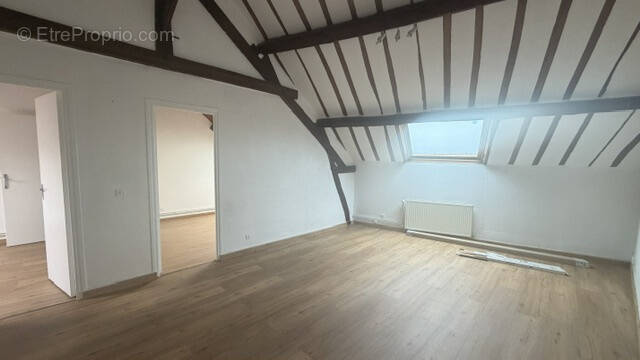 Appartement à LIANCOURT