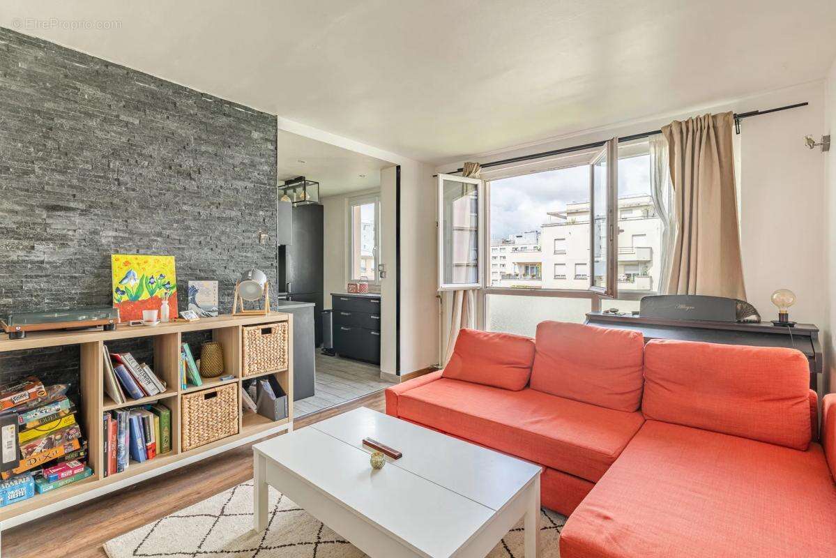 Appartement à MONTROUGE