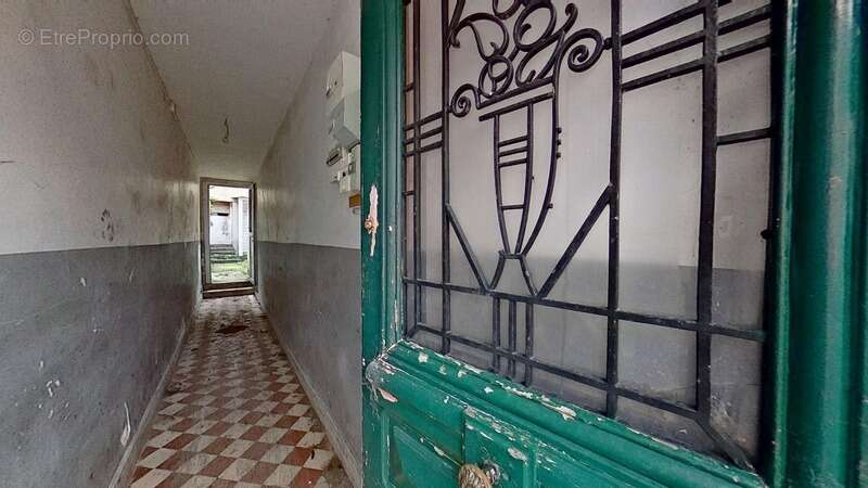 Maison à MONTMIRAIL