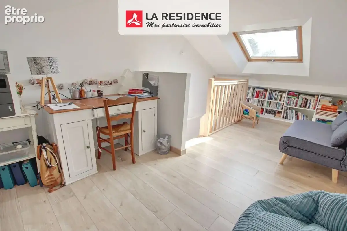 Maison 5 pièces 110 m² à vendre à Le Mesnil-Saint-Denis (78320) - photo 9