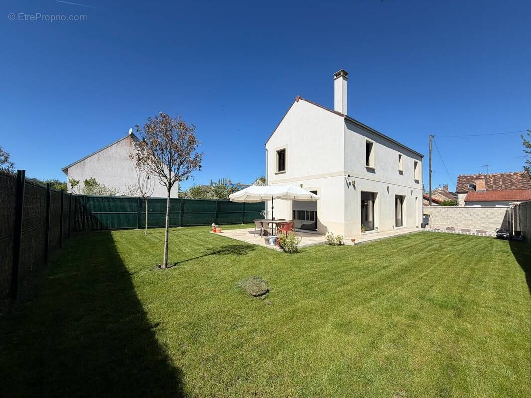 Maison à BOIS-LE-ROI