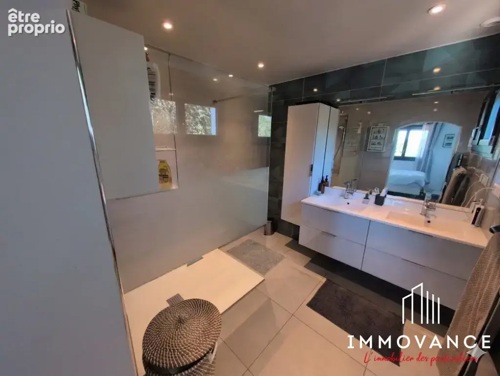 Maison 174 m² à Argelliers  - photo 8