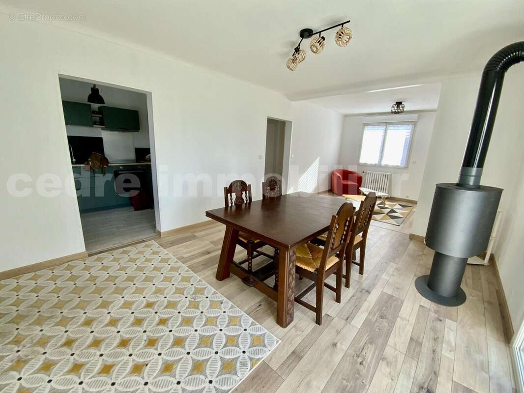 IMG_5563 - Maison à SAINT-PRYVE-SAINT-MESMIN