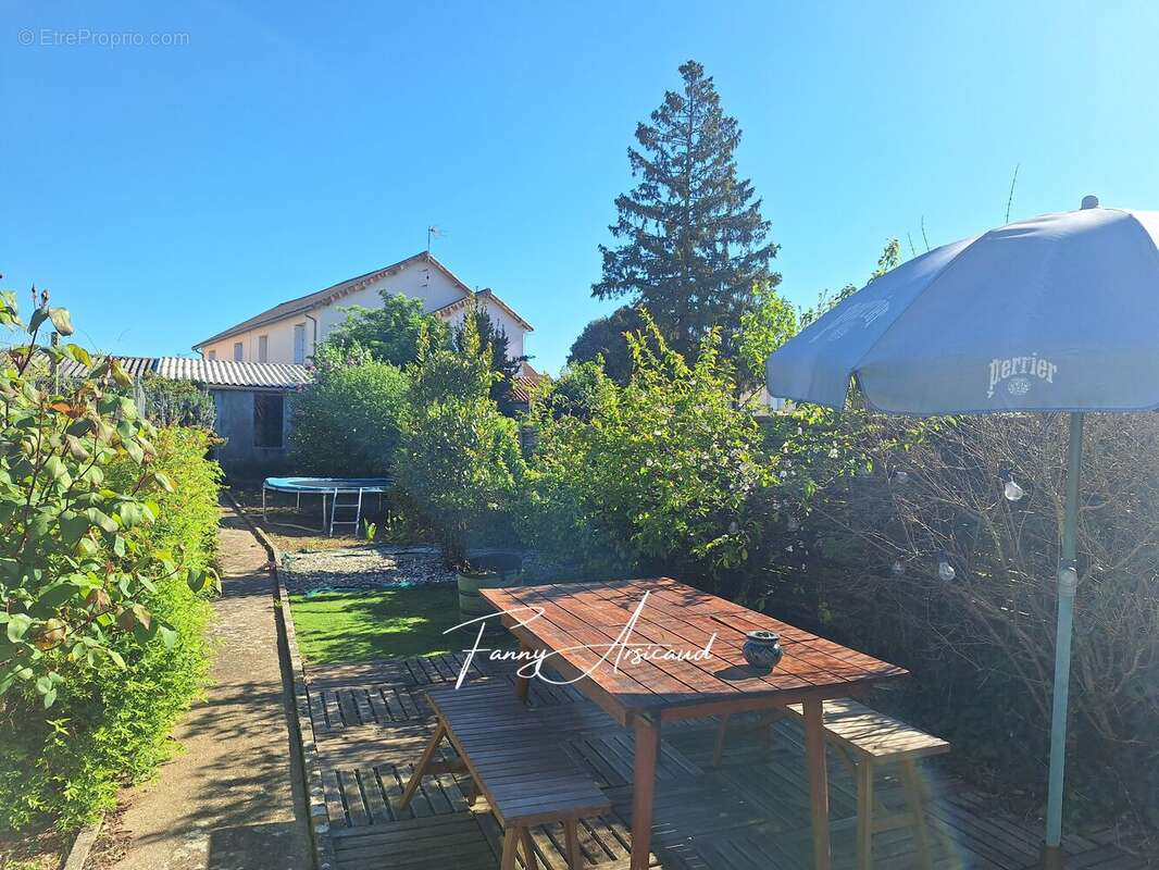 Maison 105 m² à Fontenay-Le-Comte  - photo 9
