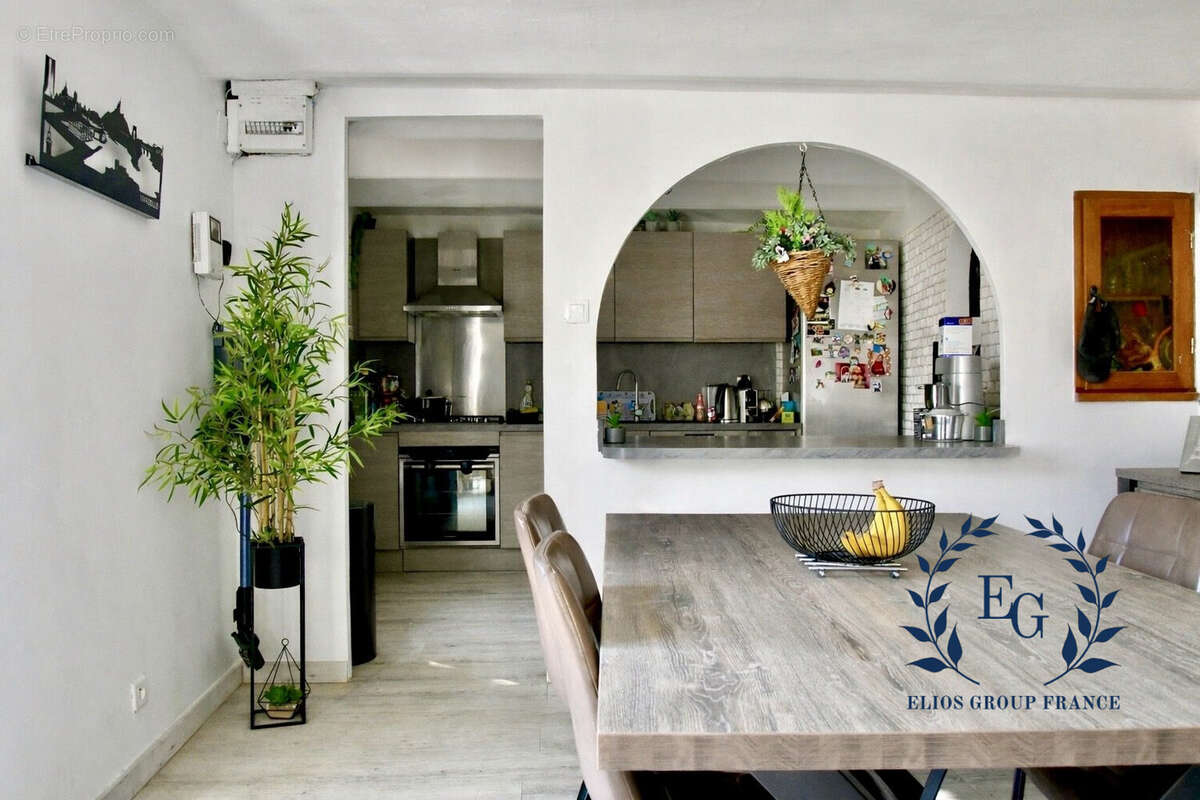 Maison à MARSEILLE-6E