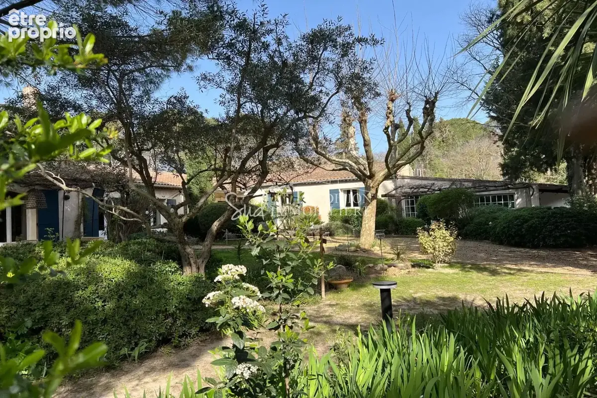 Maison 8 pièces 250 m² à vendre à Saint-Remy-De-Provence (13210) - photo 5