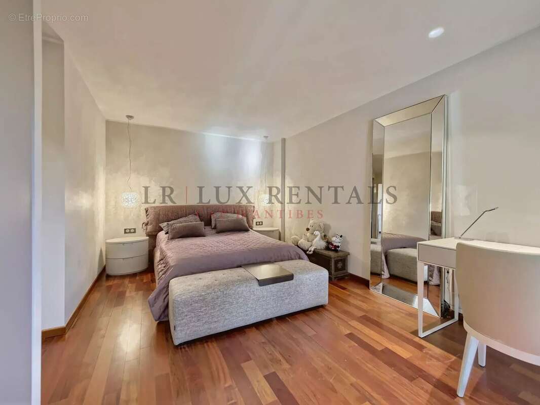 Maison à MOUGINS