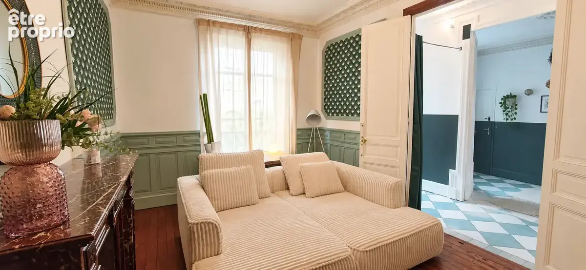 Maison bourgeoise de caractère de 1912   Environ 230 m2   Ébreuil - photo 2