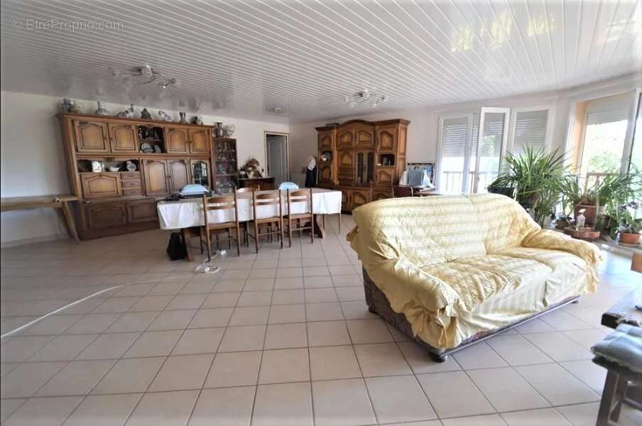 Maison à CASTELNAU-MAGNOAC